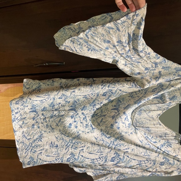 Beautiful Tunic - Picture 5 of 5